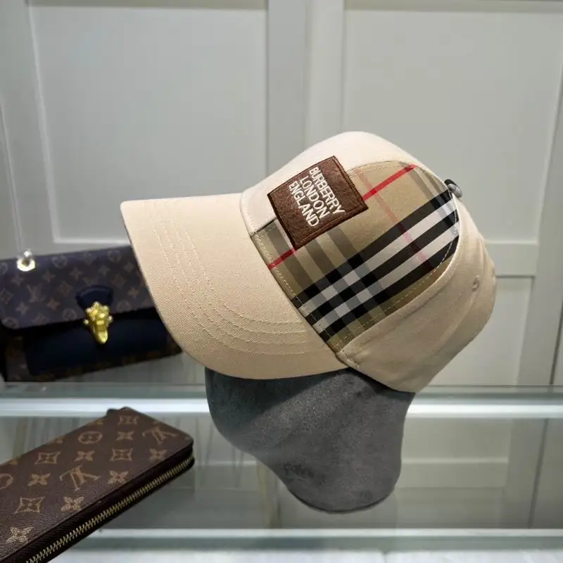 Burberry Cap 171 (23)